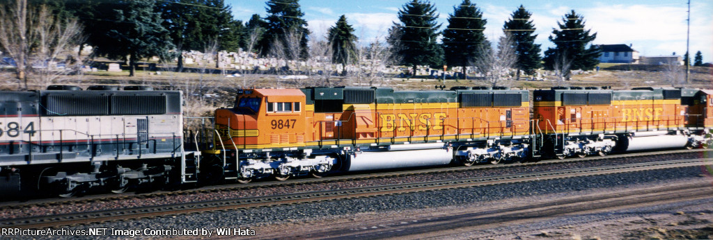 BNSF SD70MAC 9847